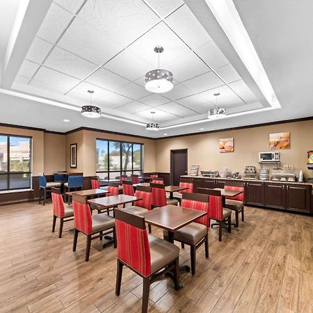 Comfort Inn & Suites Near Lake Lewisville Corinth Bagian luar foto