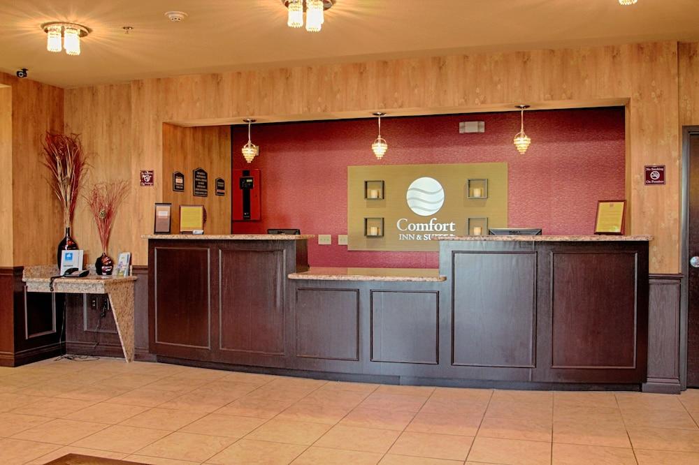 Comfort Inn & Suites Near Lake Lewisville Corinth Bagian luar foto