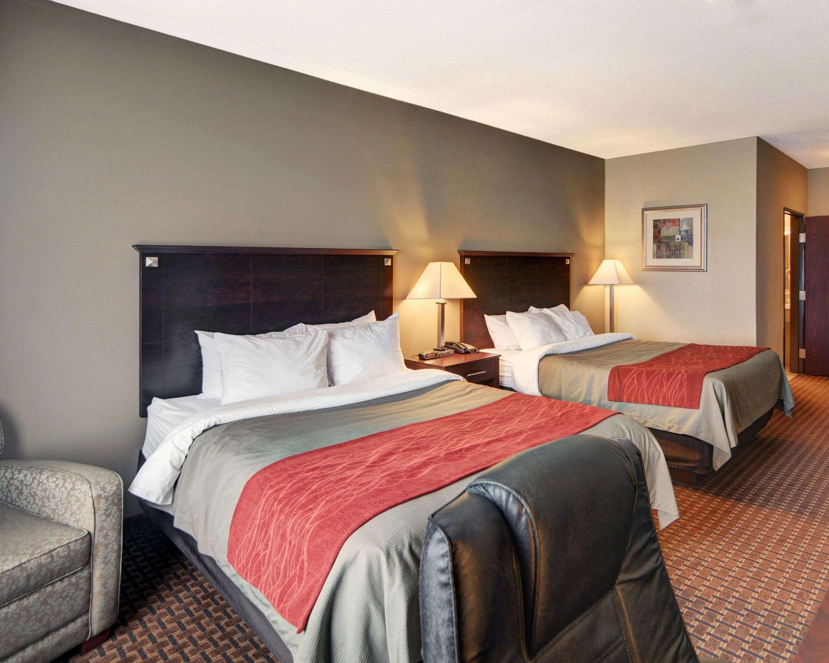 Comfort Inn & Suites Near Lake Lewisville Corinth Bagian luar foto