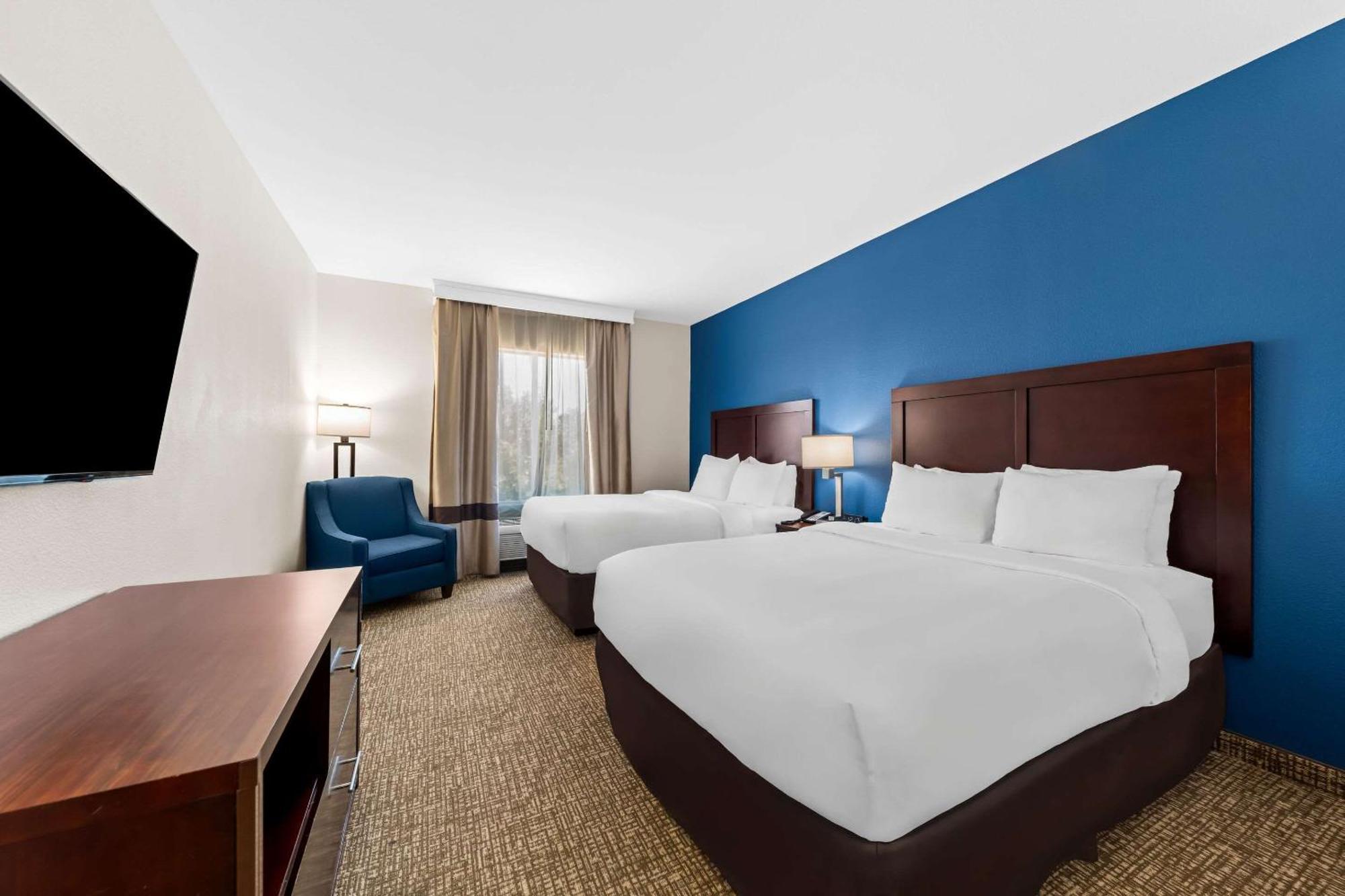 Comfort Inn & Suites Near Lake Lewisville Corinth Bagian luar foto