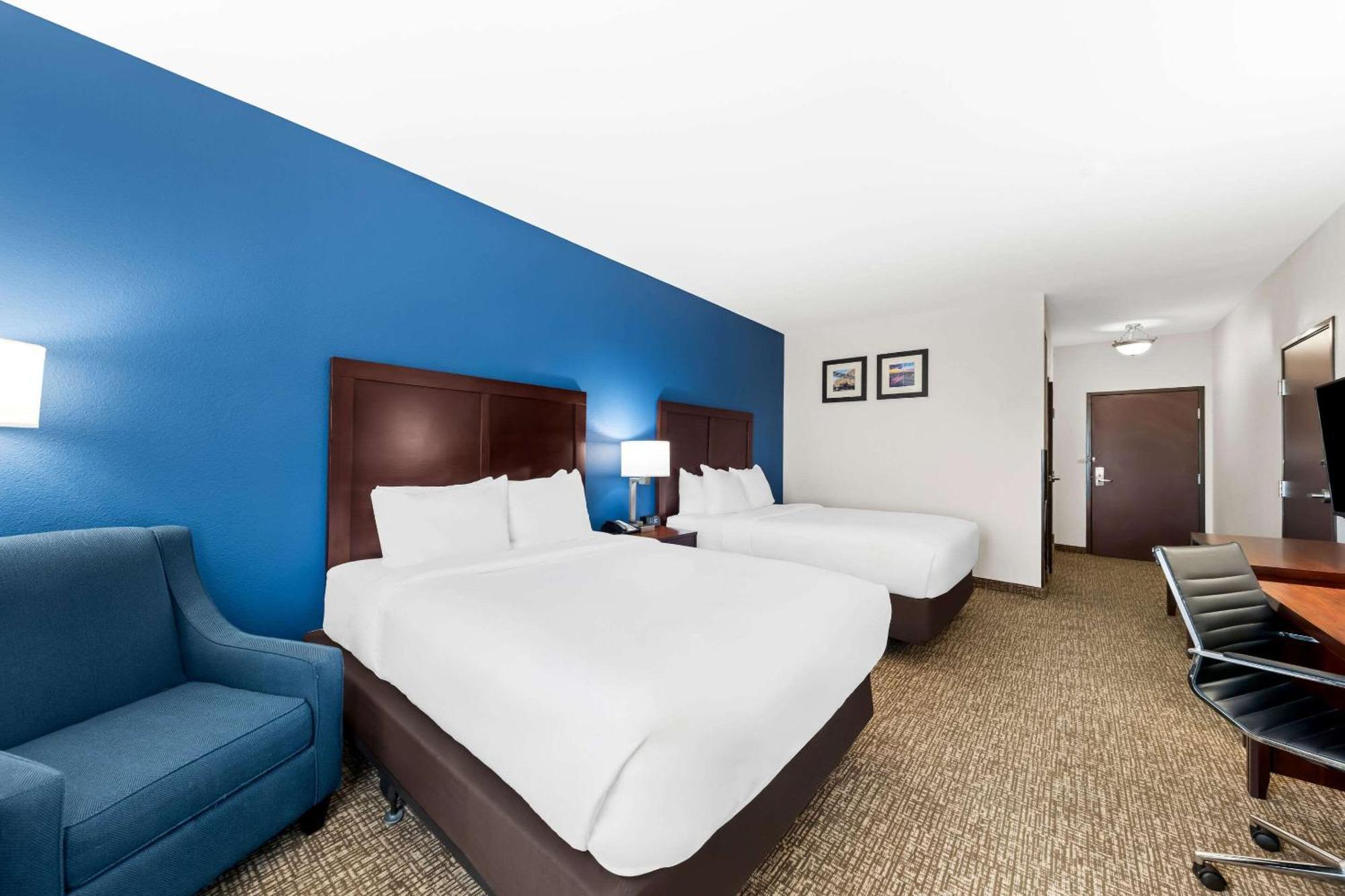 Comfort Inn & Suites Near Lake Lewisville Corinth Bagian luar foto